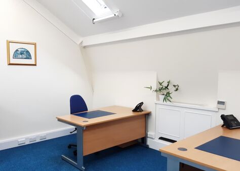 Office Space 4 Queen Street - Image 5