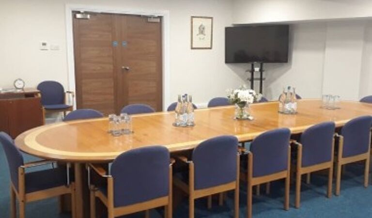 Office Space 4 Queen Street - Image 2