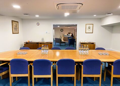 Office Space 4 Queen Street - Image 8