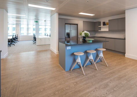 Office Space 230 Blackfriars - Image 8
