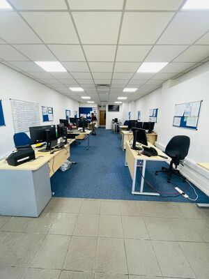 Office Space Westbury House - Image 6