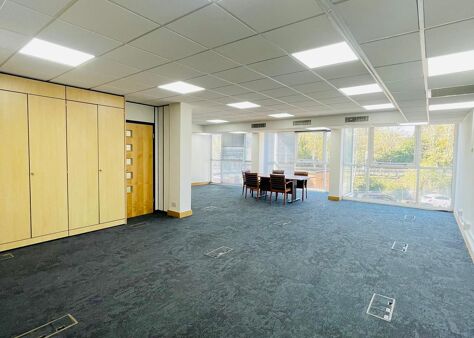 Office Space Westbury House - Image 2