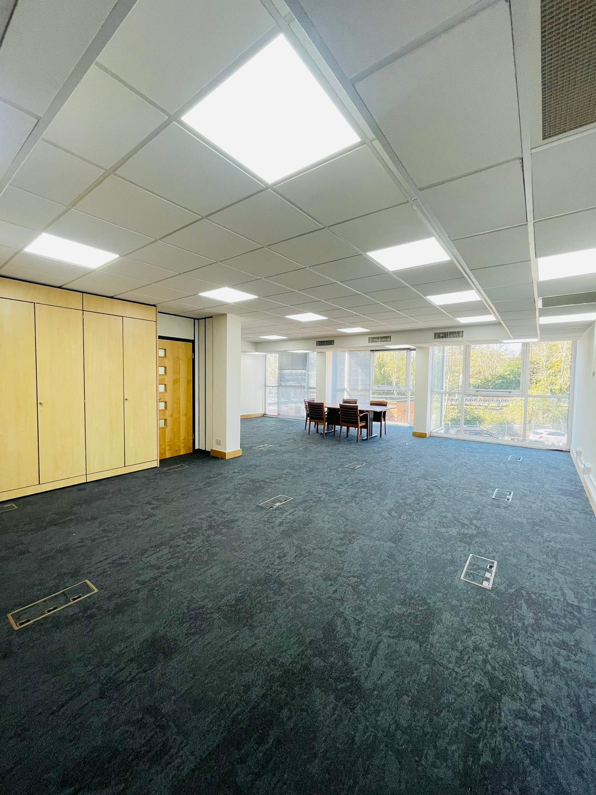 Office Space Westbury House - Image 2