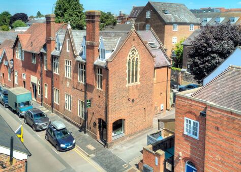 Office Space Arquen House - Image 1