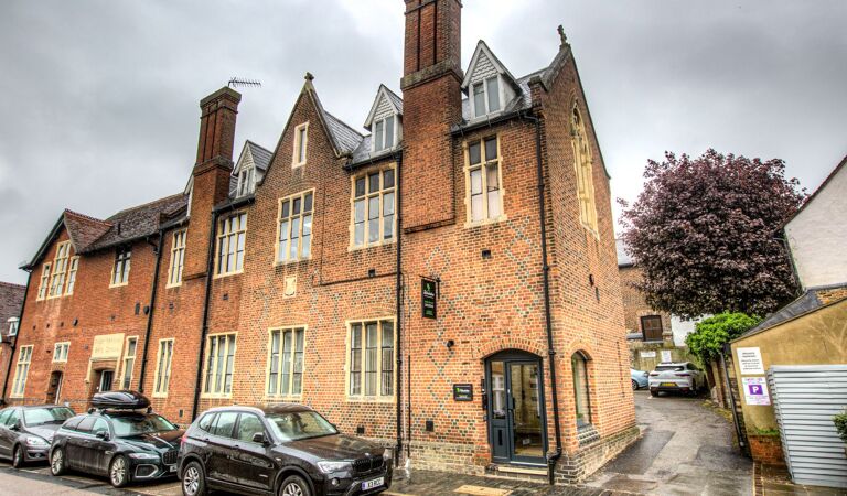 Office Space Arquen House - Image 2