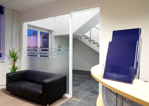 Office Space Earlsfield Business Centre - Image 2