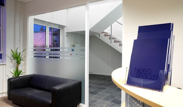 Office Space Earlsfield Business Centre - Image 2