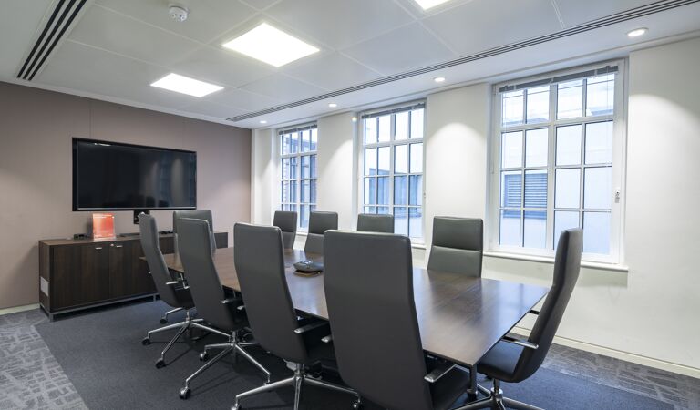 Office Space Eagle House - Image 3