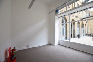 Office Space 3 Gainsford Street - Image 6