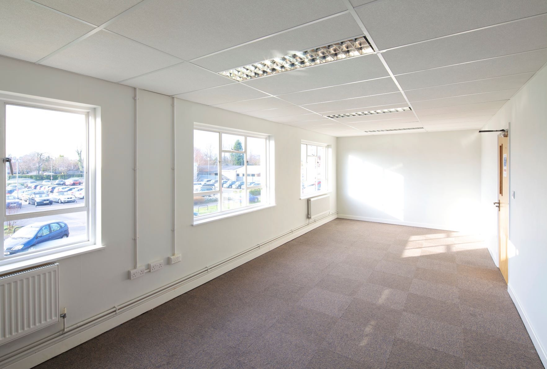 Office Space Crawley Business Centre - Image 7