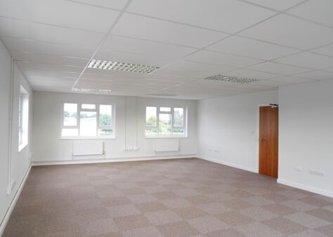 Office Space Crawley Business Centre - Image 6
