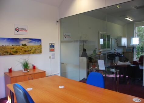 Office Space The King’s Centre - Image 10