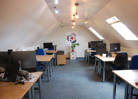 Office Space The King’s Centre - Image 5