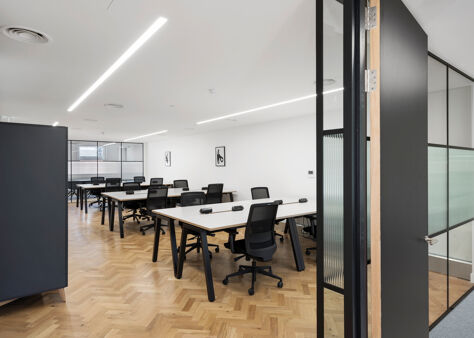 Office Space 49 Albemarle Street - Image 12