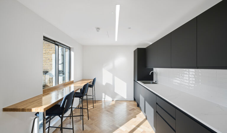 Office Space 49 Albemarle Street - Image 2