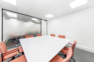 Office Space 2-3 Conduit Street - Image 10