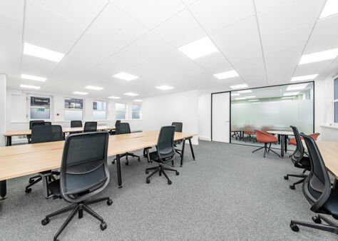 Office Space 2-3 Conduit Street - Image 2