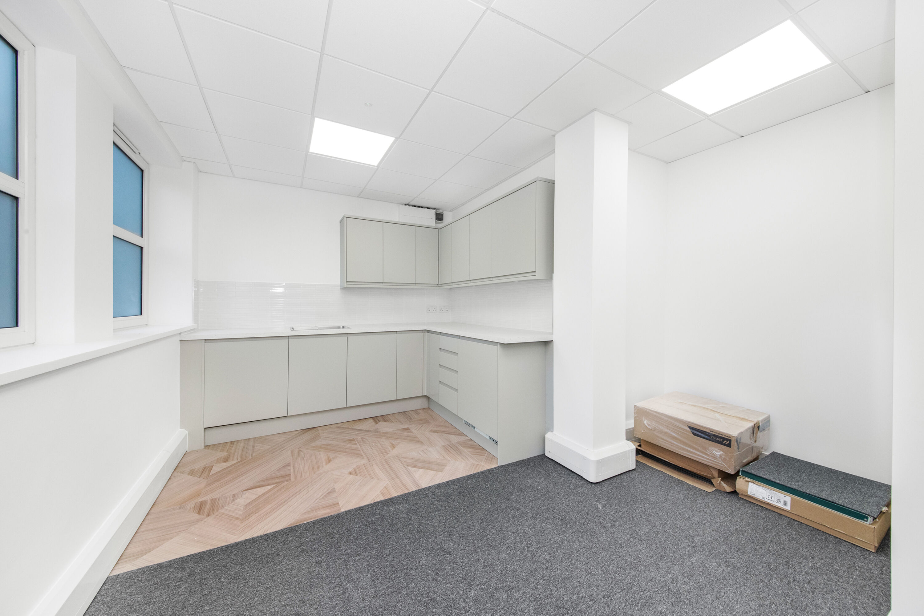 Office Space 2-3 Conduit Street - Image 5