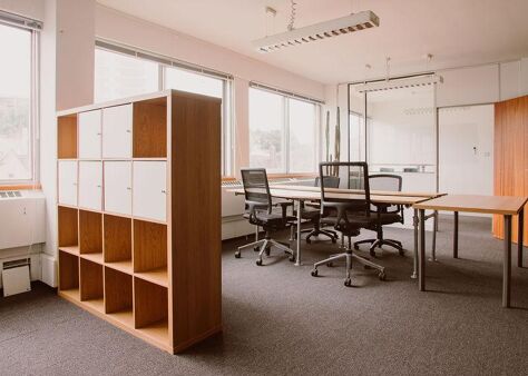 Office Space Hamilton House - Image 23