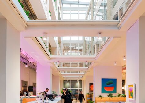 Office Space Aviation House - Image 6