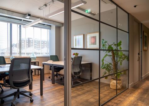 Office Space Fulham Green - Image 15