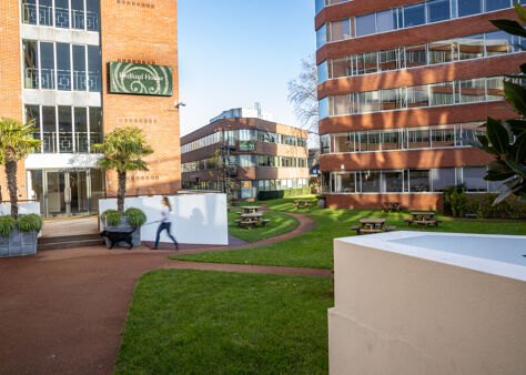 Office Space Fulham Green - Image 12