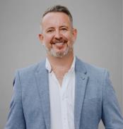 Headshot of Ryan McFarlane