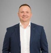 Headshot of Ainsley Driver