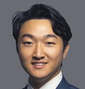 Headshot of Tom  Mou