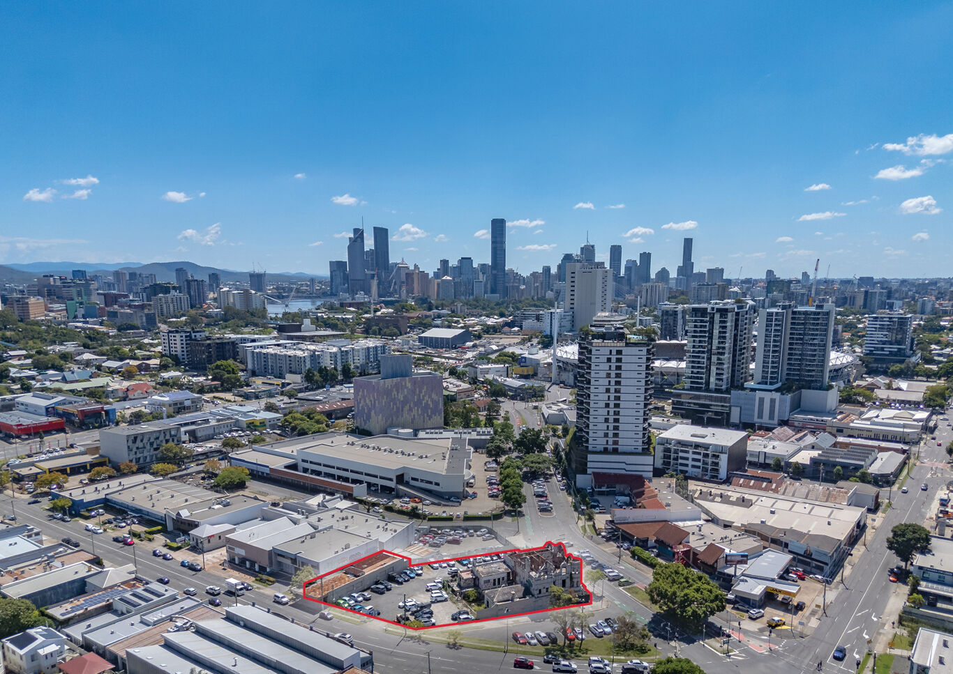 Image of Broadway Hotel, 93 Logan Road, Woolloongabba, QLD 4102