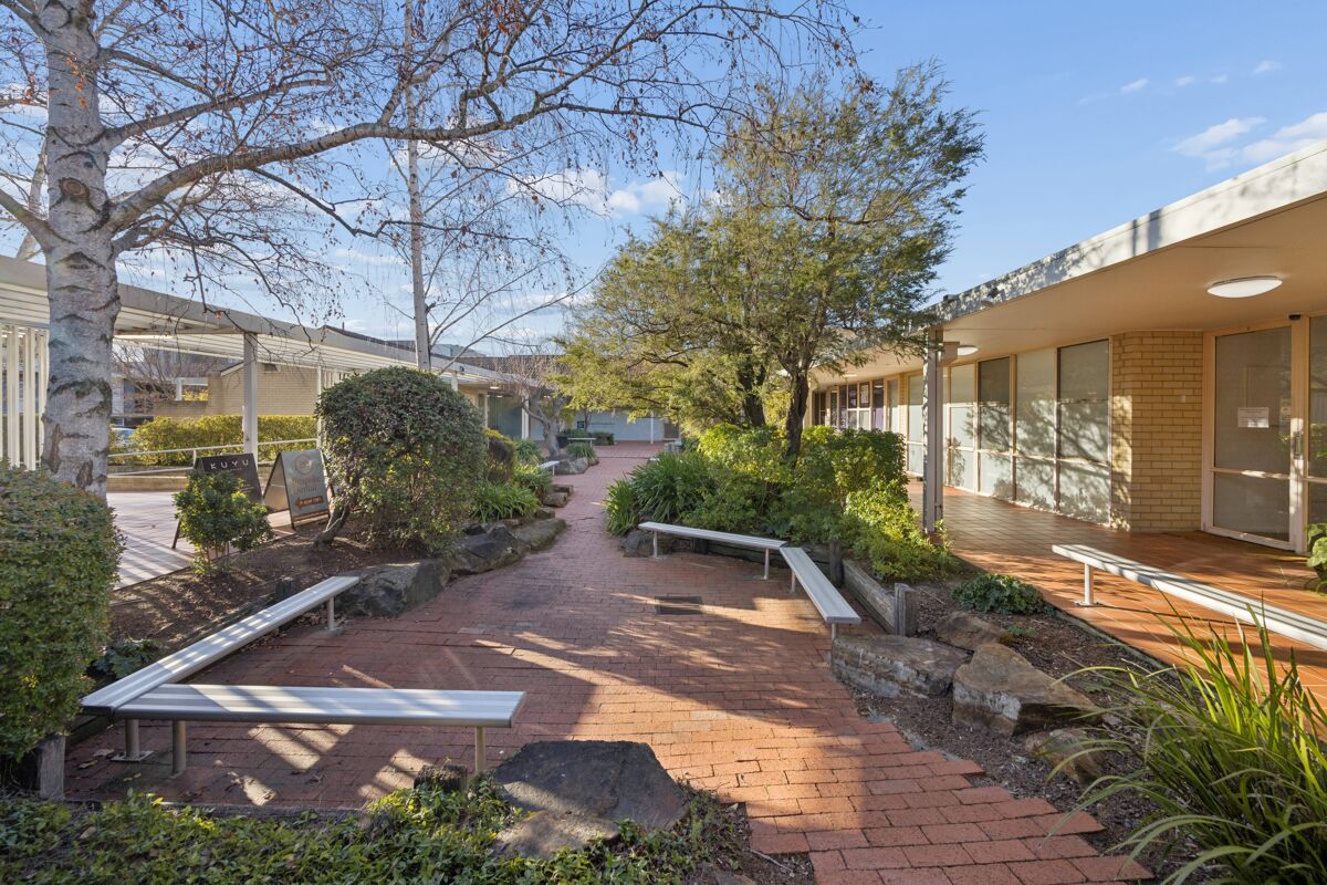 McKay Gardens Professional Centre