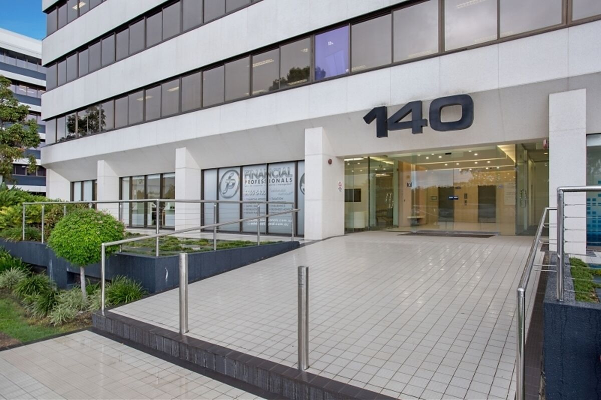 Office for sale in 140 Bundall Road, BUNDALL, QLD 4217 4206018