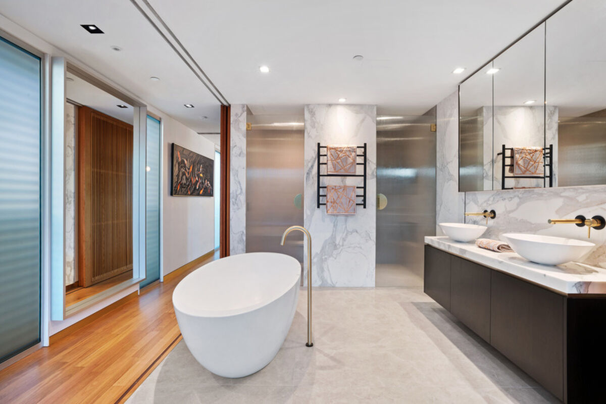 apartment for sale in 801/20 Alfred Street, MILSONS POINT, NSW 2061