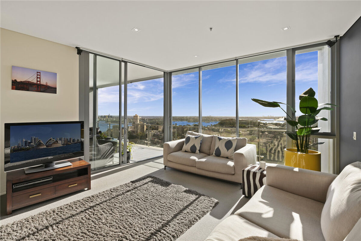 apartment for sale in 1703/55 Lavender Street, MILSONS POINT, NSW 2061