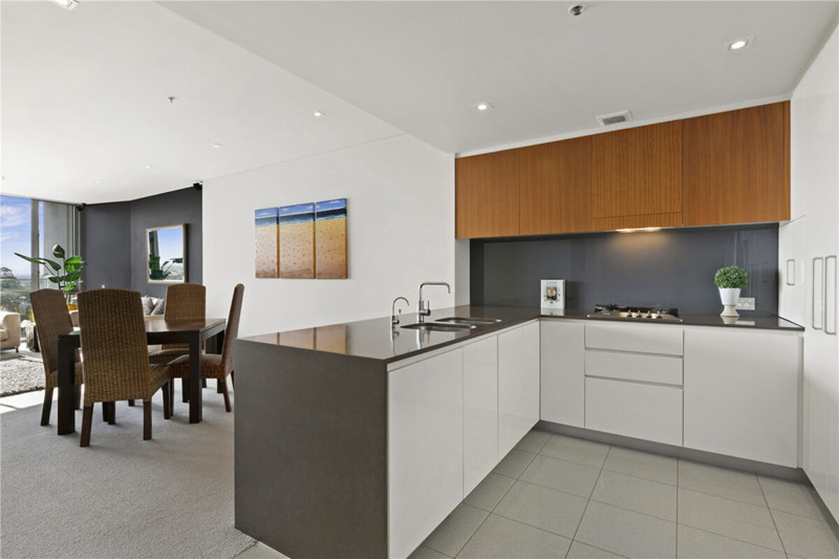 apartment for sale in 1703/55 Lavender Street, MILSONS POINT, NSW 2061