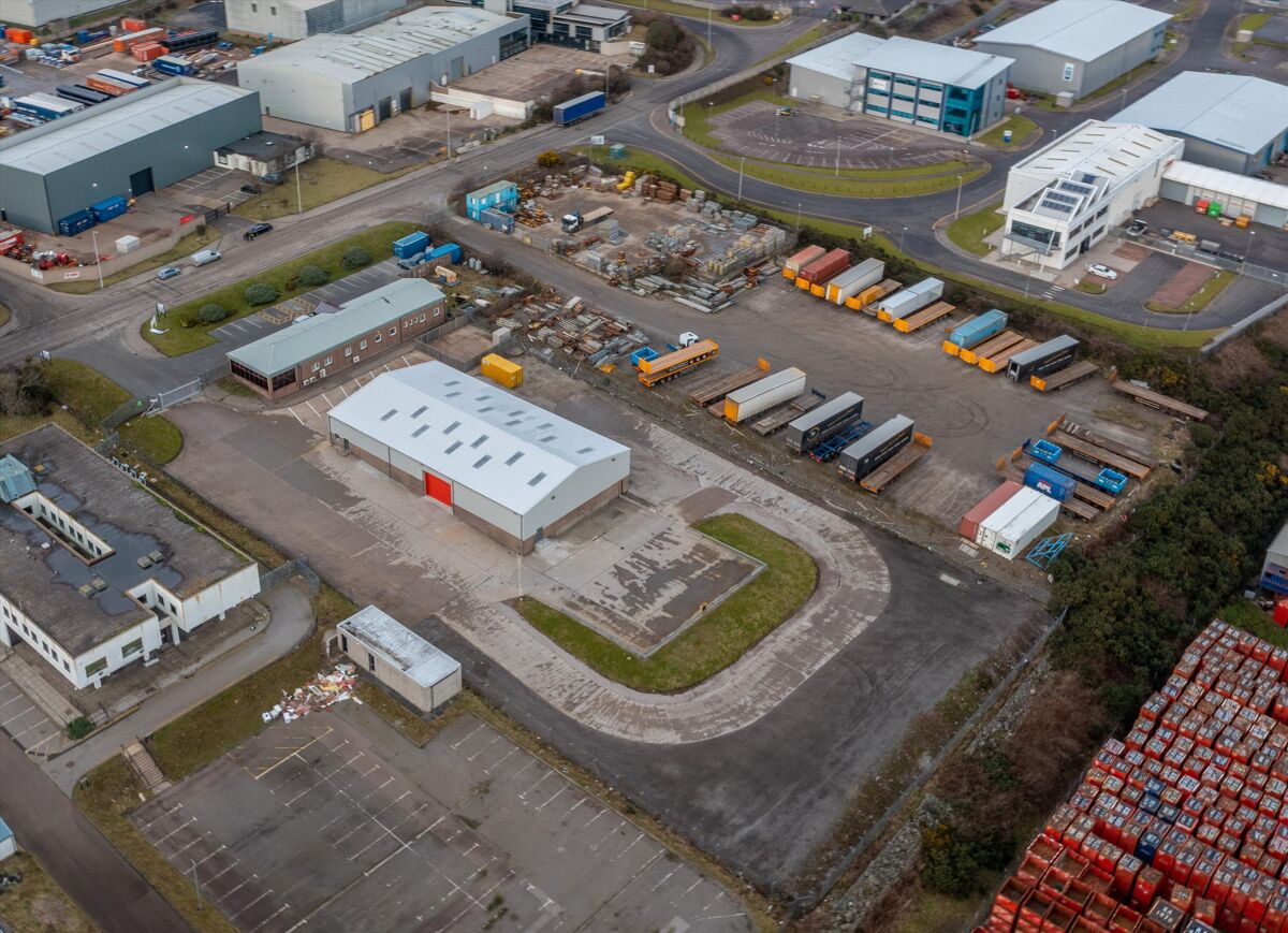 Industrial/Distribution to rent in Minto Drive, Altens Industrial