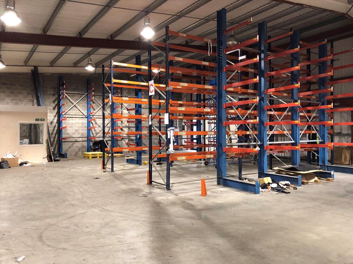 Industrial/Distribution to rent in Units 2 & 3 Wellington Business Park