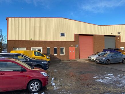 Picture of 5,568 sqft Industrial/Distribution for rent.