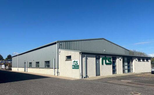 Picture of 7,056 sqft Industrial/Distribution for rent.