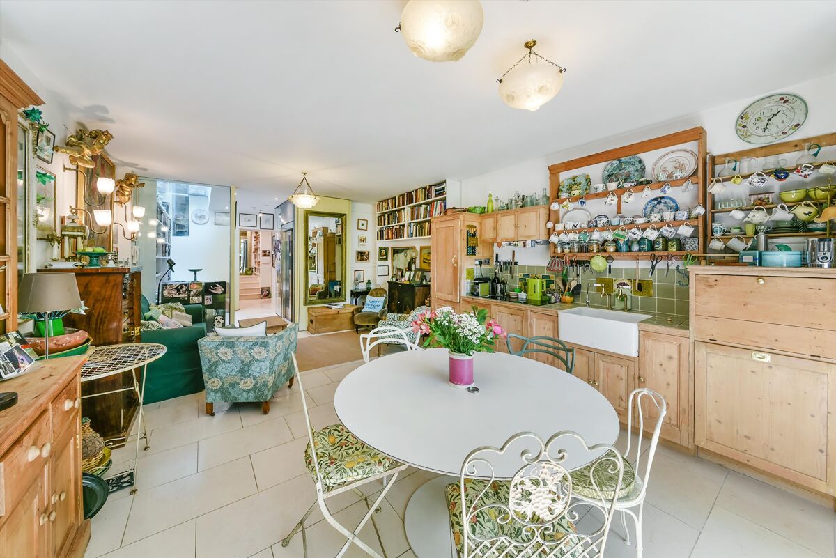 house for sale in Britton Street, City, London, EC1M ALD012057247 Knight Frank