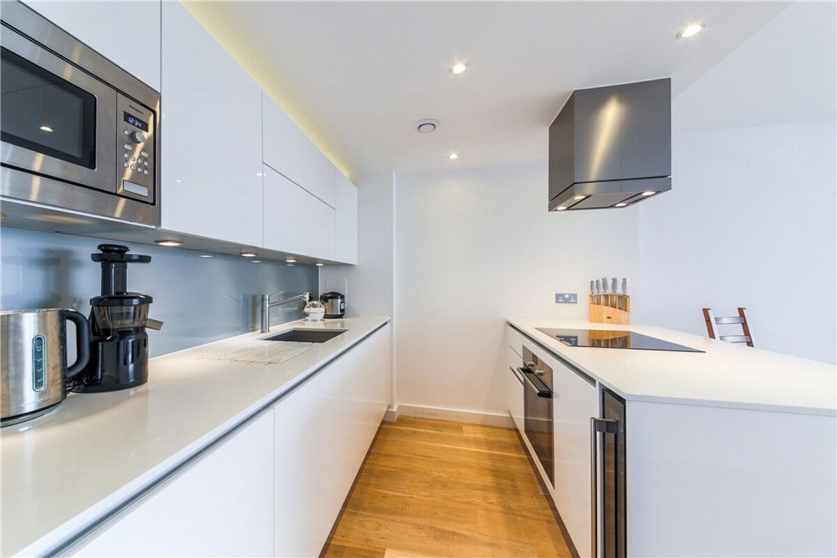 flat for sale in Courtyard Apartments, 3 Avantgarde Place, Shoreditch