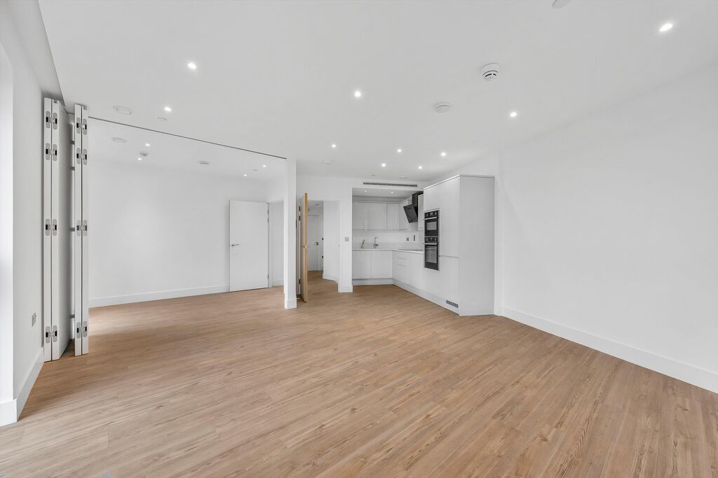 Image of Wiverton Tower, 4 New Drum Street, London, E1