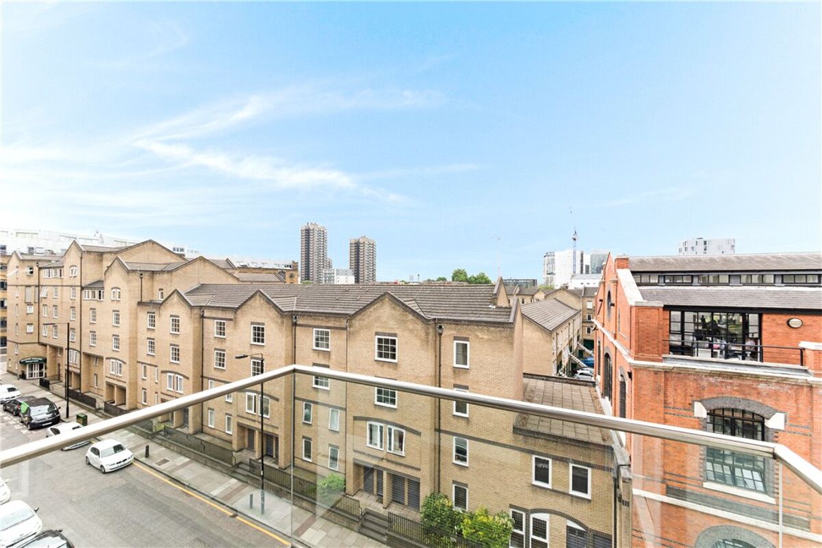 flat for sale in Times Square, Aldgate, London, E1 ALD190060 Knight