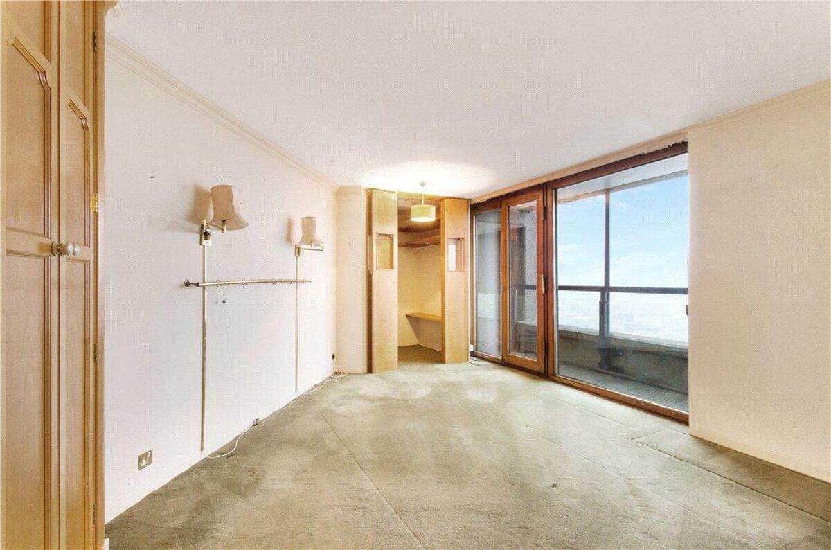flat for sale in Lauderdale Tower, Barbican, London, EC2Y ALD190071