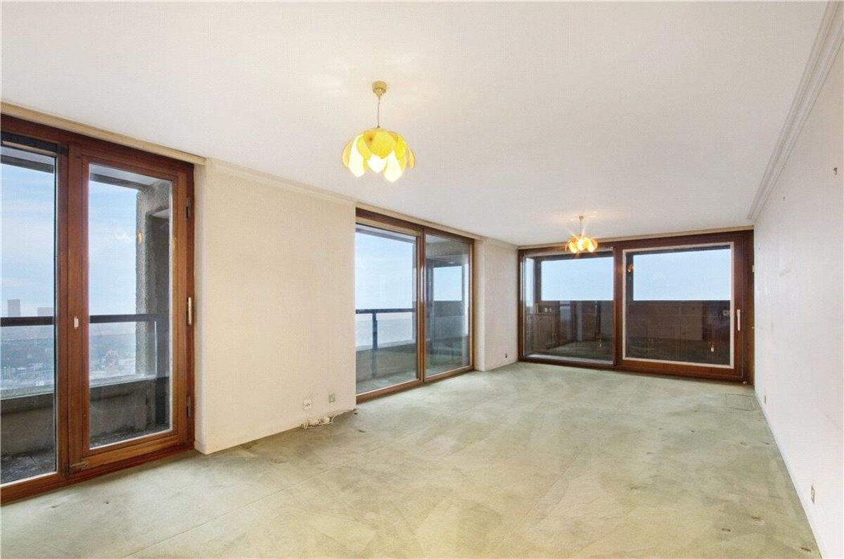 flat for sale in Lauderdale Tower, Barbican, London, EC2Y ALD190071