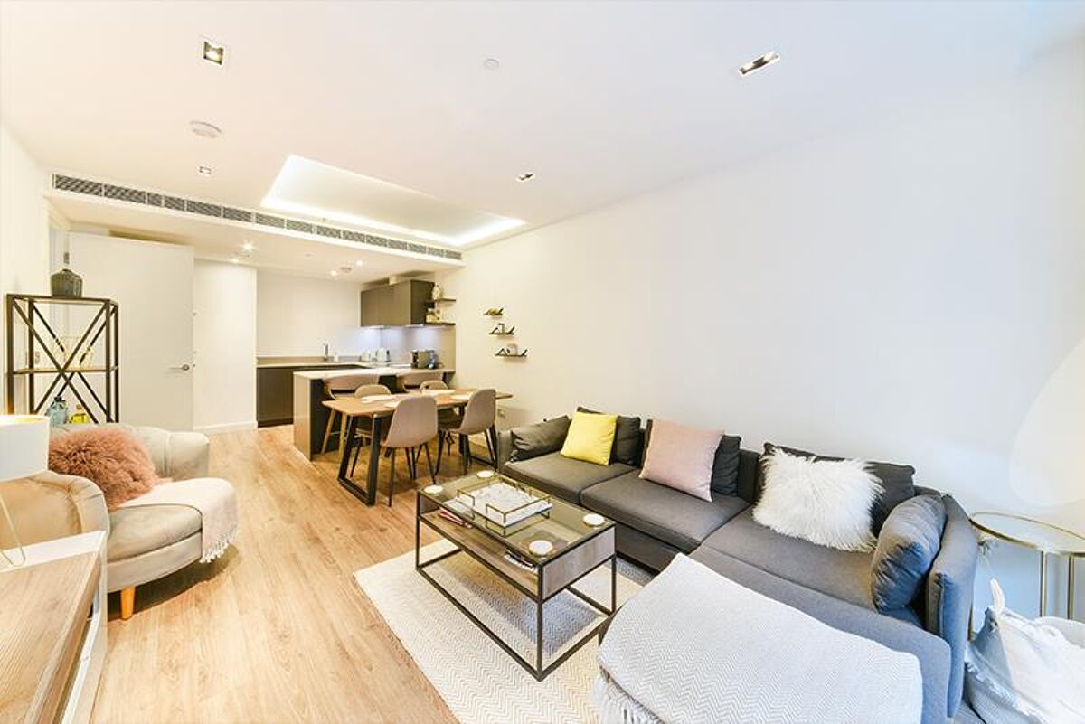 flat to rent in Cashmere House, 37 Leman Street, Aldgate, London, E1