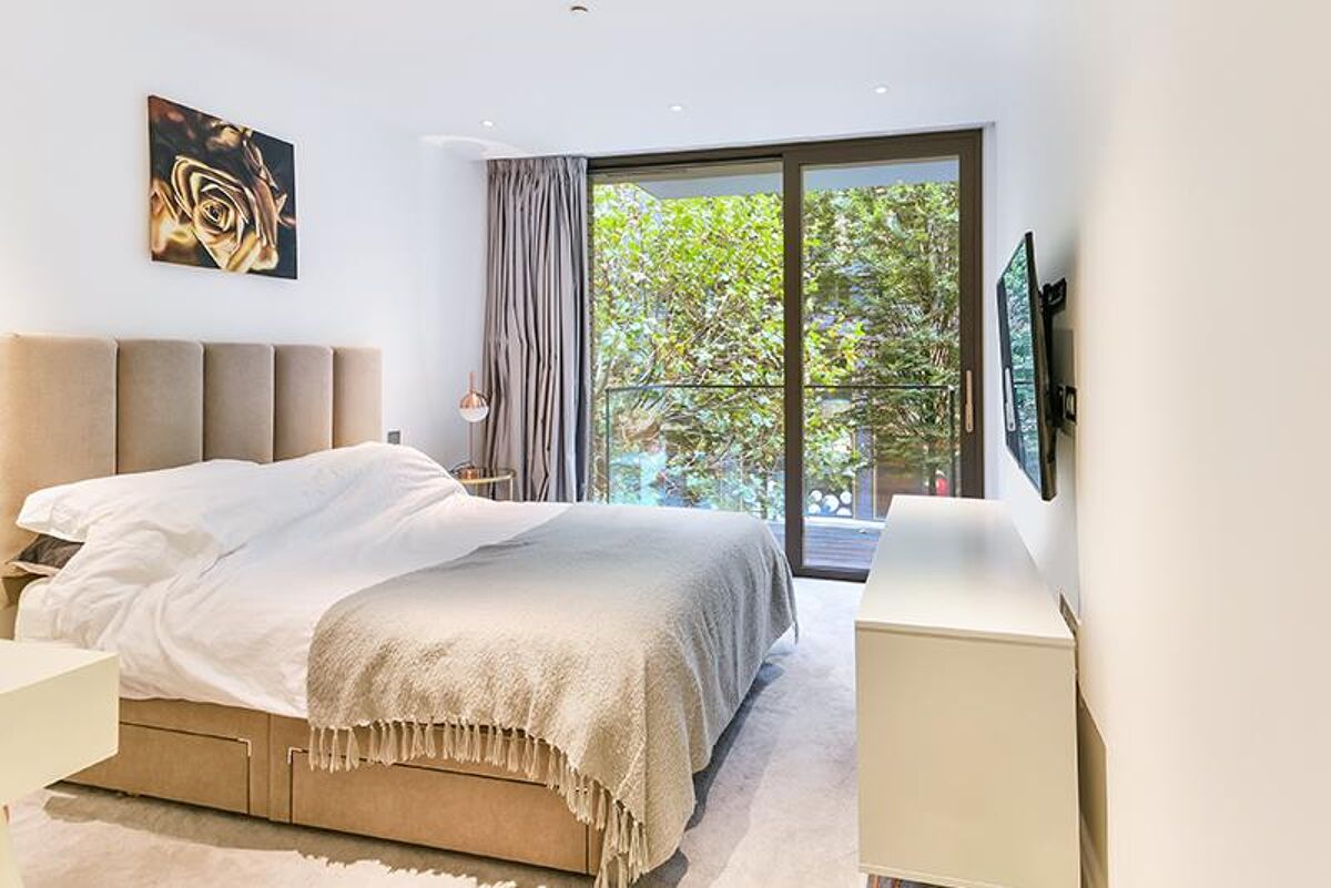 flat to rent in Cashmere House, 37 Leman Street, Aldgate, London, E1