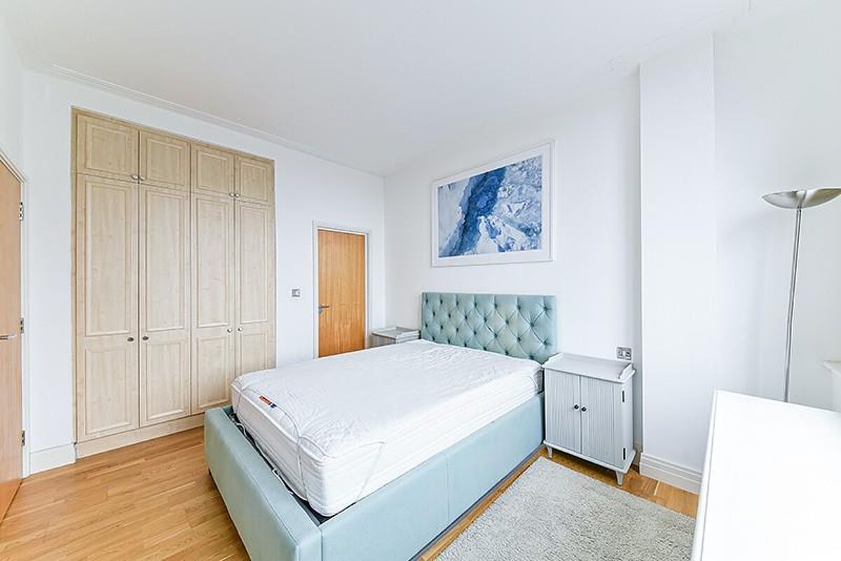 flat to rent in 1 Prescot Street, Whitechapel, London, E1 ...