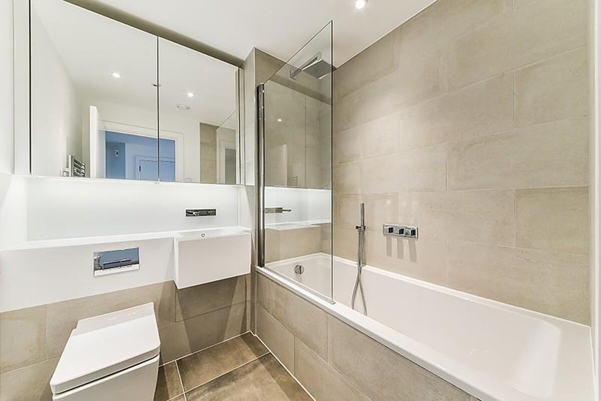 flat to rent in Gatsby Apartments, Wentworth Street, Spitalfields