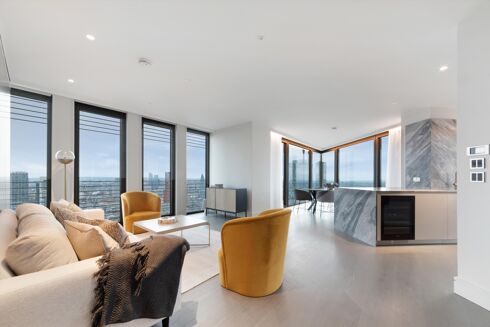 Picture of 3 bedroom flat for rent.